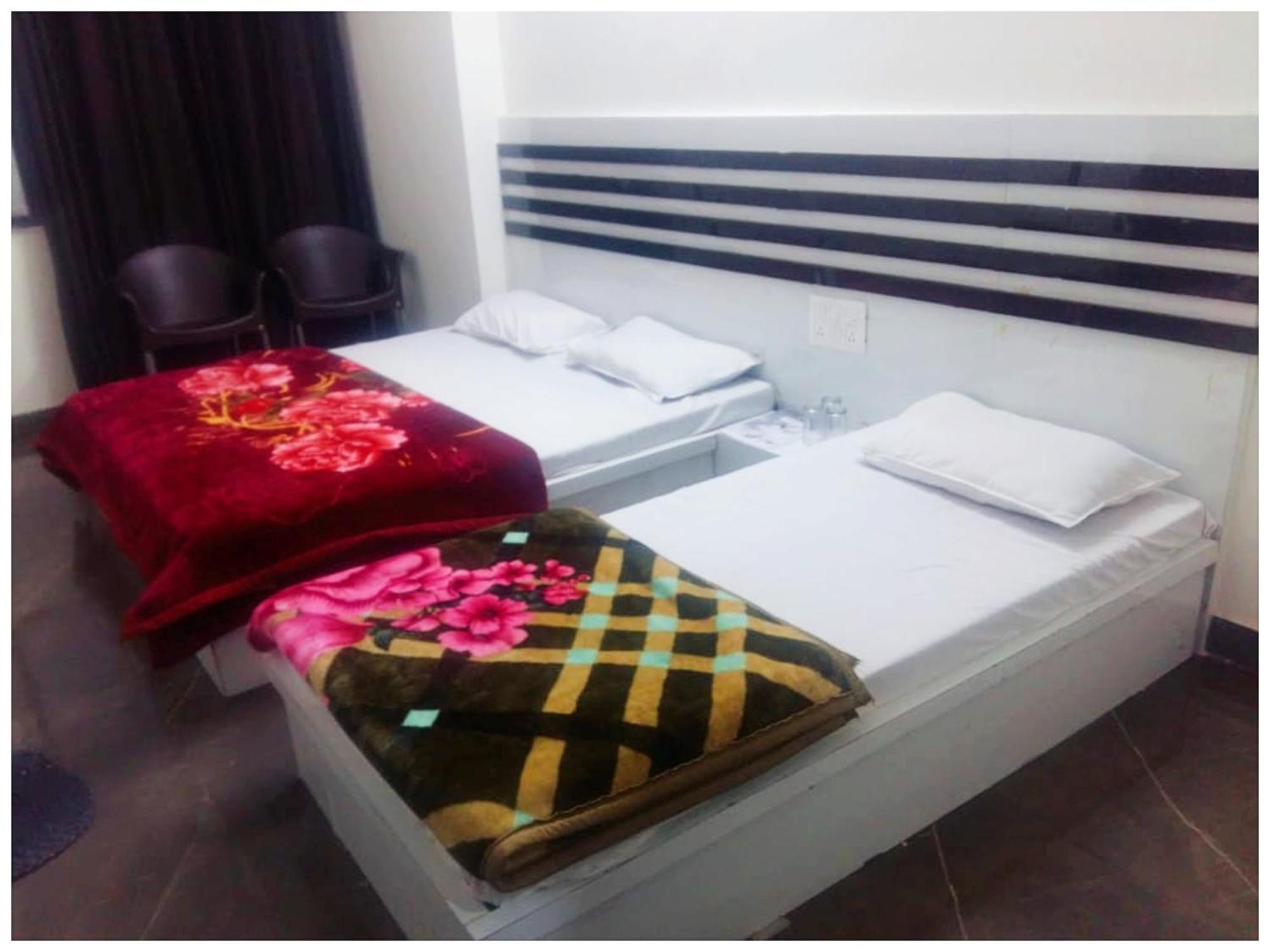 A Premium Hotel Sheeva Inn Near Temple - Fully Air Conditioning - Best Hotel Kankhal Zewnętrze zdjęcie